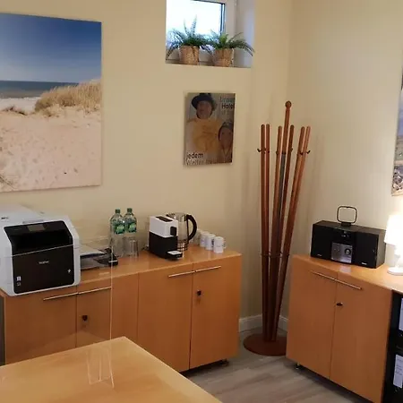 Airport One 호텔 3*