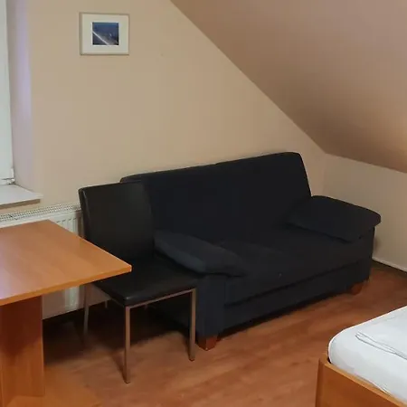 Hotel Airport One 3*