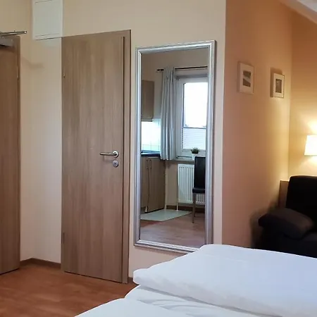 Hotel Airport One 3*