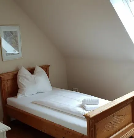 Airport One 3* Sylt